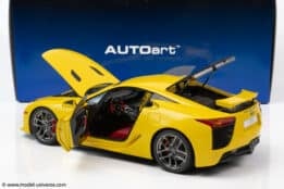 AUTOart - 1:18 Lexus LFA Pearl Yellow - Composite Model