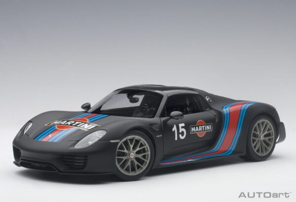 AUTOart 1:18 Porsche 918 Spyder Weissach Package Martini Livery 2013 (77929)