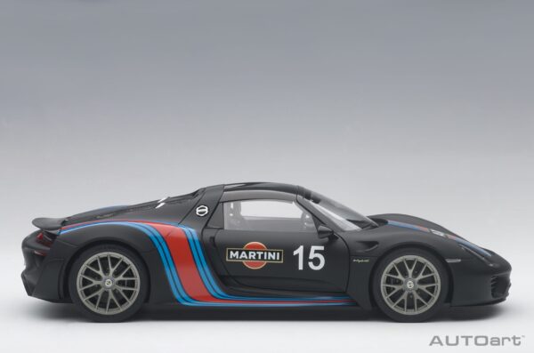 AUTOart 1:18 Porsche 918 Spyder Weissach Package Martini Livery 2013 (77929) Composite Model 17 AUTOart 1:18 Porsche 918 Spyder Weissach Package Martini Livery 2013 (77929)