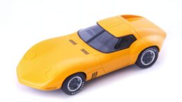 Vauxhall XVR Orange