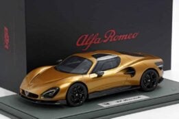 BBR - 1:18 Alfa Romeo 33 Stradale Ocra with Black Interior - Limited Edition Resin Model