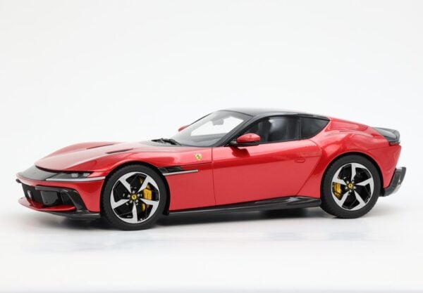BBR - 1:18 Ferrari 12 Cilindri Coupe Rosso Imola Red - Limited Edition Resin Model