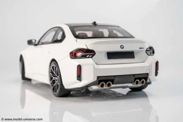 bmw m2 white diecast model minichamps 01
