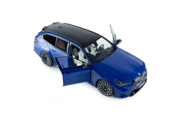 Solido 1:18 BMW M5 (G90) Touring 2024 Marina Bay Blue Metallic (S1814801) Diecast Model 14 Solido 1:18 BMW M5 (G90) Touring 2024 Marina Bay Blue Metallic (S1814801) Diecast Model
