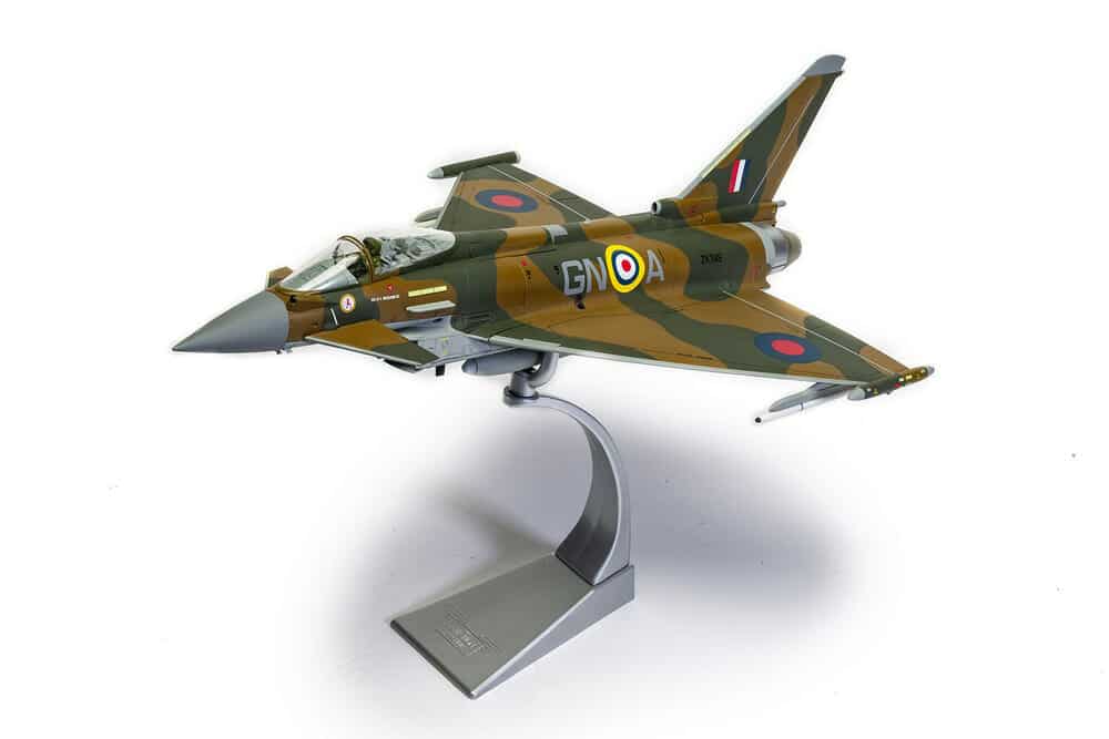 corgi - 1:48 aa29001 eurofighter typhoon fgr.4 - battle of britain 75th anniversary scheme diecast model (cor aa29001)