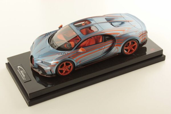 MR Collection - 1:18 Bugatti Chiron Super Sport Zebra Paint - Limited Edition Resin Model 8 MR Collection - 1:18 Bugatti Chiron Super Sport Zebra Paint - Limited Edition Resin Model