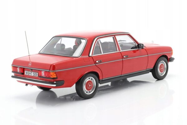 Norev 183714 Mercedes 200 1982 Red 1:18 scale diecast model car