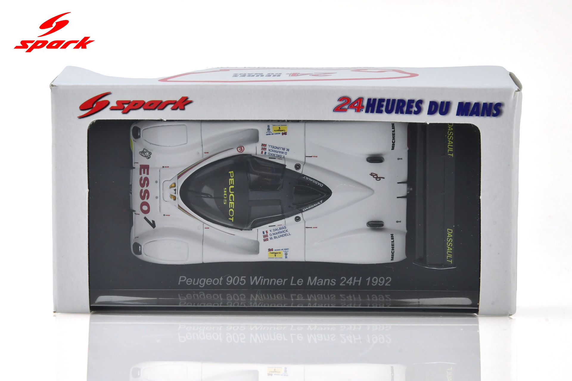 Spark 1:43 Peugeot 905 No.1 Winner 24H Le Mans 1992 M. Blundell - Y. Dalmas - D. Warwick (43LM92) Resin Model 3 Spark 1:43 Peugeot 905 No.1 Winner 24H Le Mans 1992 M. Blundell - Y. Dalmas - D. Warwick (43LM92) Resin Model - Image 3