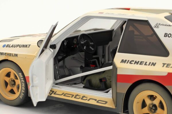 CMR 1:18 Audi Sport Quattro S1 No.1 Walter Rohrl Winner Pikes Peak 1987 Dirty Version - Diecast Model 14 CMR 1:18 Audi Sport Quattro S1 No.1 Walter Rohrl Winner Pikes Peak 1987 Dirty Version - Diecast Model