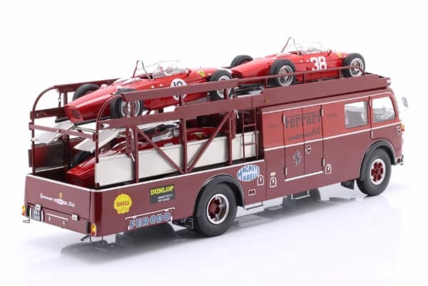 CMR - 1:18 Fiat 642 RN2 Bartoletti Ferrari Race Car Transporter 1959 - Diecast Model