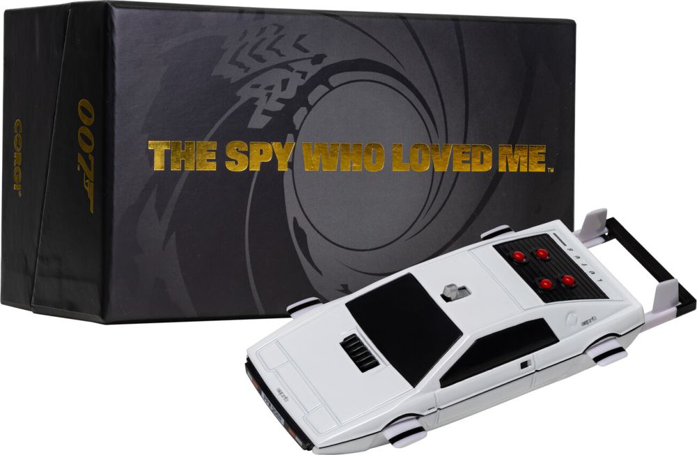 Lotus Esprit Submarine 'The Spy Who Loved Me' James Bond