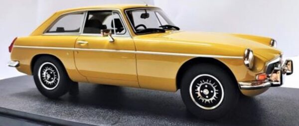 MGB GT V8 Harvest Gold 1973