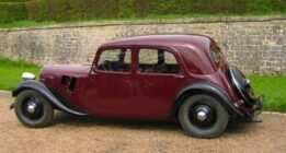 Citroen Traction Avant 7CV Maroon/Black 1934