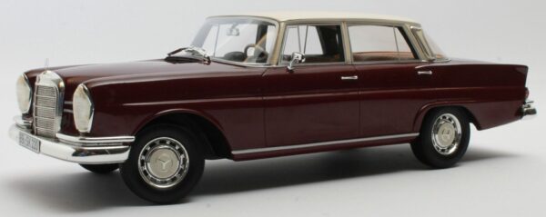 Mercedes Benz 220SE W111 Red/White Roof 59-65