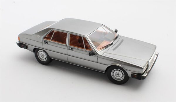 Cult Scale 1:18 Maserati Quattroporte III Silver 1979-1985 (CML159-1) Limited Edition Resin Model 17 Cult Scale 1:18 Maserati Quattroporte III Silver 1979-1985 (CML159-1) Limited Edition Resin Model