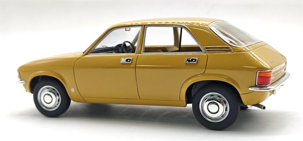 Introducing the 1:18 Austin Allegro by Cult Scale