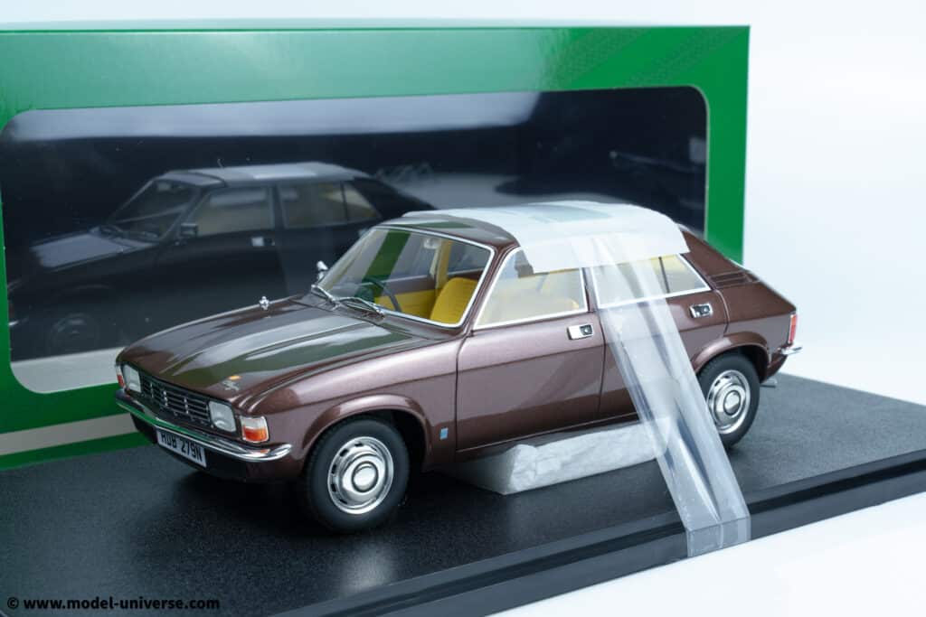 Introducing the 1:18 Austin Allegro by Cult Scale 16 cult scale austin allegro brown cml145 3 03