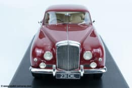 Cult Scale - 1:18 Bentley S1 Continental Fastback 1955 Maroon - Limited Edition Resin Model