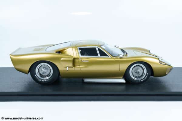 Cult Scale - 1:18 Ford GT40 MkIII Blue 1966 - Limited Edition Resin Model