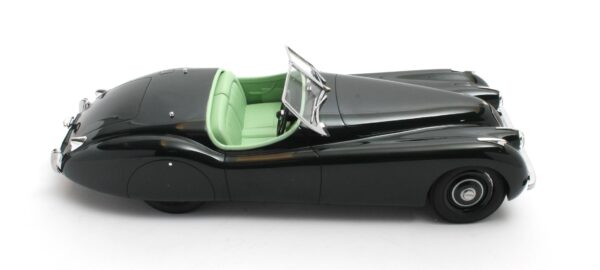 cult scale jaguar xk120 ots image.2