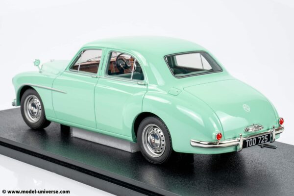 Cult Scale - 1:18 MG Magnette ZA Light Green 1953-1956 - Limited Edition Resin Model 14 cult scale mg magnette cml202 1 green 5