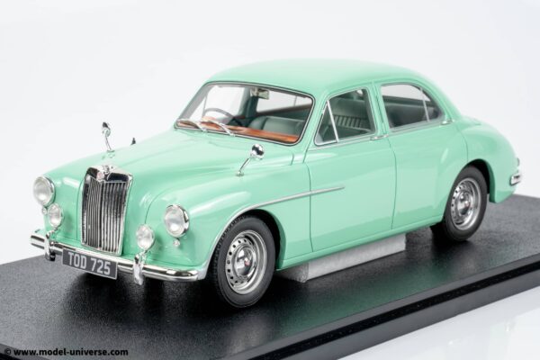 Cult Scale - 1:18 MG Magnette ZA Light Green 1953-1956 - Limited Edition Resin Model 13 cult scale mg magnette cml202 1 green 6