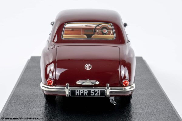 Cult Scale - 1:18 MG Magnette ZA Autumn Red 1953-1956 - Limited Edition Resin Model 15 cult scale mg magnette cml203 2 1