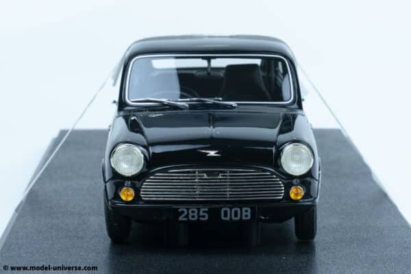 Cult Scale - 1:18 Mini Broadspeed GT 1966-1968 Black - Limited Edition Resin Model