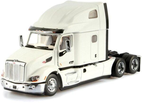 Diecast Masters - 1:50 Peterbilt 579 Ultraloft Tractor White
