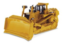 Diecast Masters - 1:50 Cat D11R Track-Type Tractor