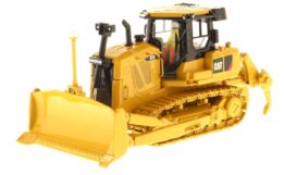 Diecast Masters - 1:50 Cat D7E Track-Type Tractor