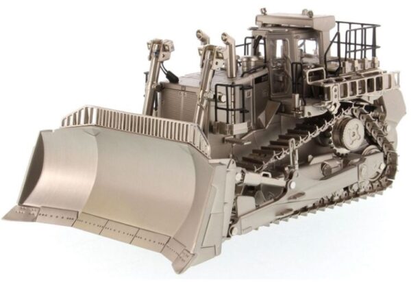 Diecast Masters - 1:50 Cat D11T Track-Type Tractor (Matte Silver Finish)