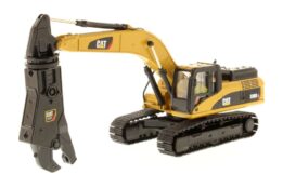 Diecast Masters - 1:50 330D L Hydraulic Excavator with Shear