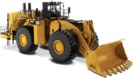 Diecast Masters - 1:50 Caterpillar 994K Wheel Loader Rock Configuration