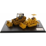 Diecast Masters - 1:50 Cat 977D Traxcavator (1955-1960) + 963K Track Loader (present day)