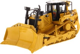 Diecast Masters - 1:50 Cat D8T Track-Type Tractor with 8U Blade