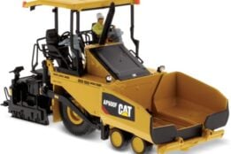 Diecast Masters - 1:50 Cat AP600F Asphalt Paver