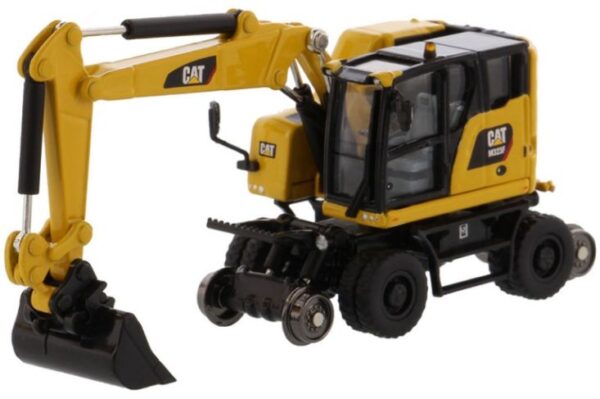 Diecast Masters - 1:87 Cat M323F Railroad Wheeled Excavator with Three Attachments (Safety Yellow)