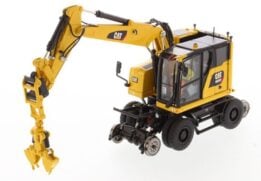 Diecast Masters - 1:50 Cat M323F Railroad Wheeled Excavator (Safety?Yellow)