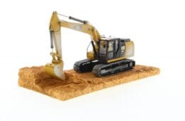 Diecast Masters - 1:50 CAT 320F L Excavator Weathered Edition