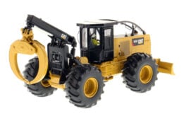 Diecast Masters - 1:50 Cat 555D Grapple Skidder