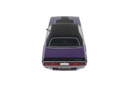 Dodge Challenger R/T Plum Crazy 1970 - 1:12 Scale Limited Edition Resin Model