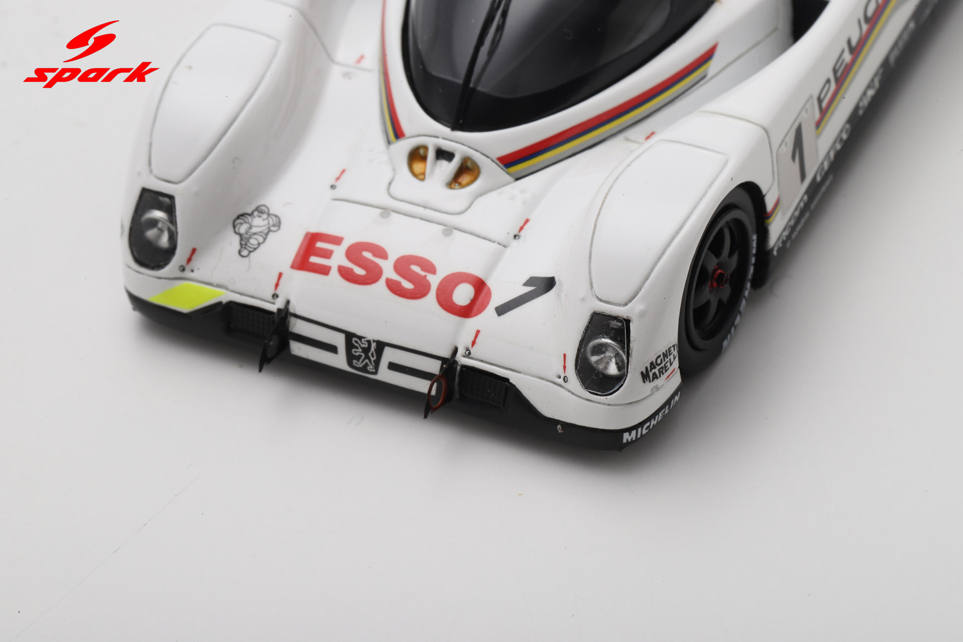 Spark 1:43 Peugeot 905 No.1 Winner 24H Le Mans 1992 M. Blundell - Y. Dalmas - D. Warwick (43LM92) Resin Model 9 Spark 1:43 Peugeot 905 No.1 Winner 24H Le Mans 1992 M. Blundell - Y. Dalmas - D. Warwick (43LM92) Resin Model - Image 9