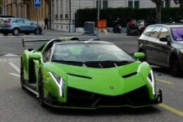 autoart - 1:18 lamborghini veneno roadster solid green