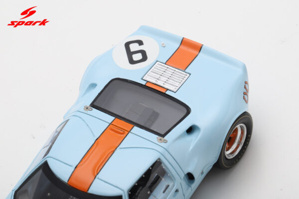 Spark 1:43 Ford GT 40 No.9 Winner 24H Le Mans 1968 P. Rodríguez - L. Bianchi (43LM68) Resin Model 20 Spark 1:43 Ford GT 40 No.9 Winner 24H Le Mans 1968 P. Rodríguez - L. Bianchi (43LM68) Resin Model