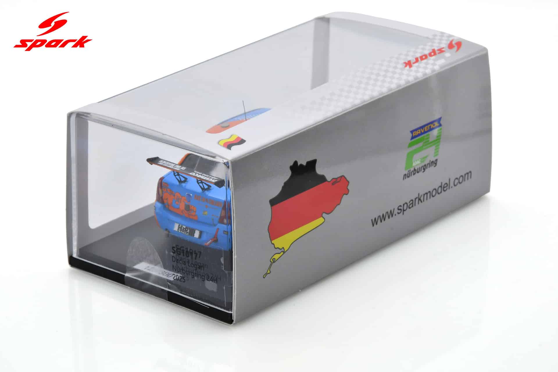 Spark - 1:43 Dacia Logan No.300 Ollis Garage Racing 24h Nurburgring 2025 - O.Kriese, G.Starck, M.Kaffka - Limited Edition Resin Model 6 Spark 1:43 Dacia Logan No.300 Ollis Garage Racing 24H Nürburgring 2025 O. Kriese - G. Starck - M. Kaffka Limited 300 (SG1017) Resin Model