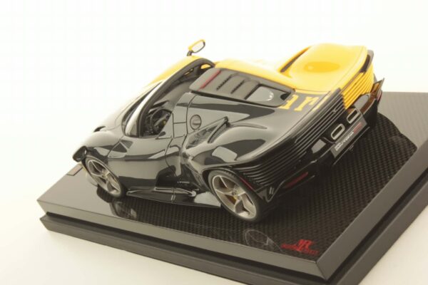 MR Collection 1:18 Ferrari Daytona SP3 Monterey Car Week Special Livery Yellow/Black (FE036SE6) Limited Edition Resin Model 8 MR Collection 1:18 Ferrari Daytona SP3 Monterey Car Week Special Livery Yellow/Black (FE036SE6) Limited Edition Resin Model