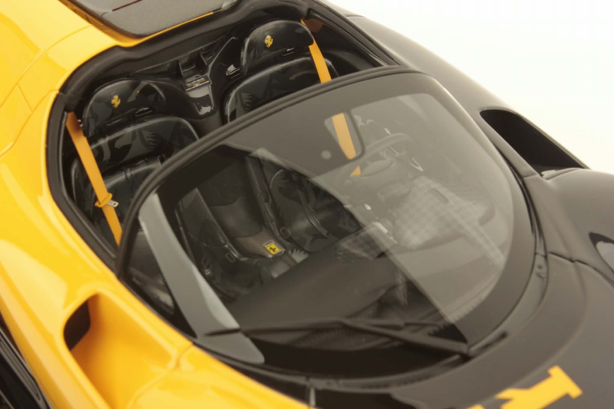 MR Collection 1:18 Ferrari Daytona SP3 Monterey Car Week Special Livery Yellow/Black (FE036SE6) Limited Edition Resin Model 5 MR Collection 1:18 Ferrari Daytona SP3 Monterey Car Week Special Livery Yellow/Black (FE036SE6) Limited Edition Resin Model - Image 5