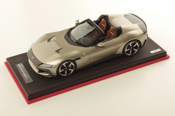 MR Collection - 1:18 Ferrari 12 Cilindri Spider Grigio Ingrid - Limited Edition Resin Model 8 ferrari 12 cilindri spider 1 7