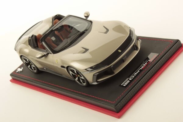 MR Collection - 1:18 Ferrari 12 Cilindri Spider Grigio Ingrid - Limited Edition Resin Model 10 ferrari 12 cilindri spider 3 7